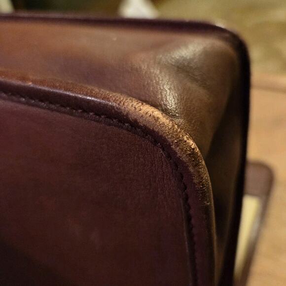 Vtg 1980s Calvin Klein Messenger Crossbody Bag Pocket Book Clean Interior - Picture 16 of 16